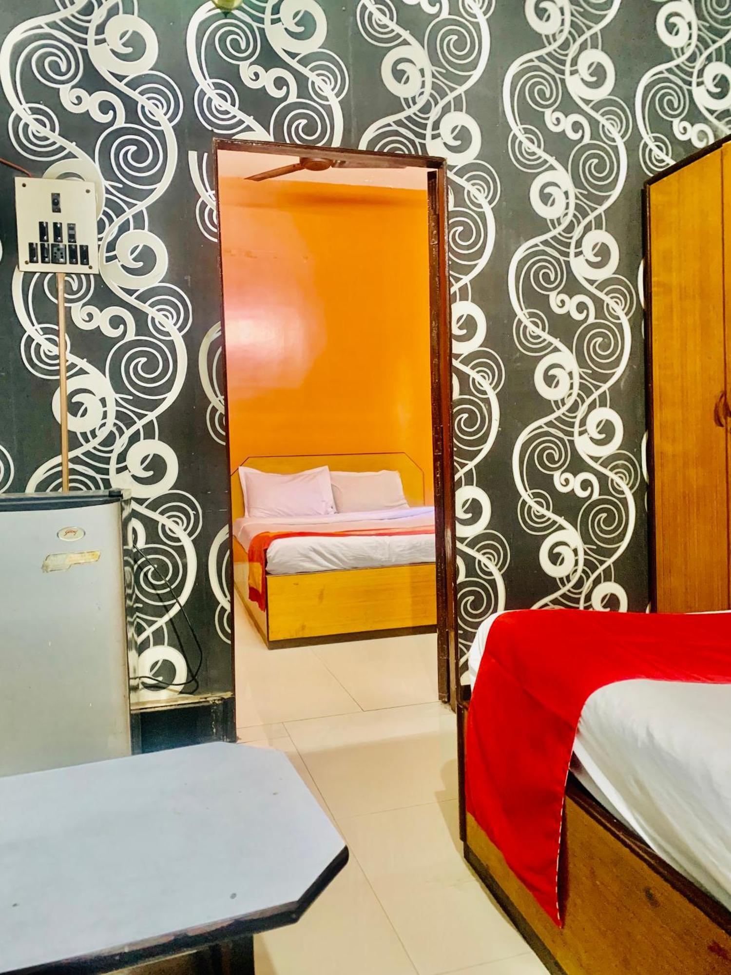Hotel Bengal -100M From Park Circus 7 Point Kalkuta Zewnętrze zdjęcie